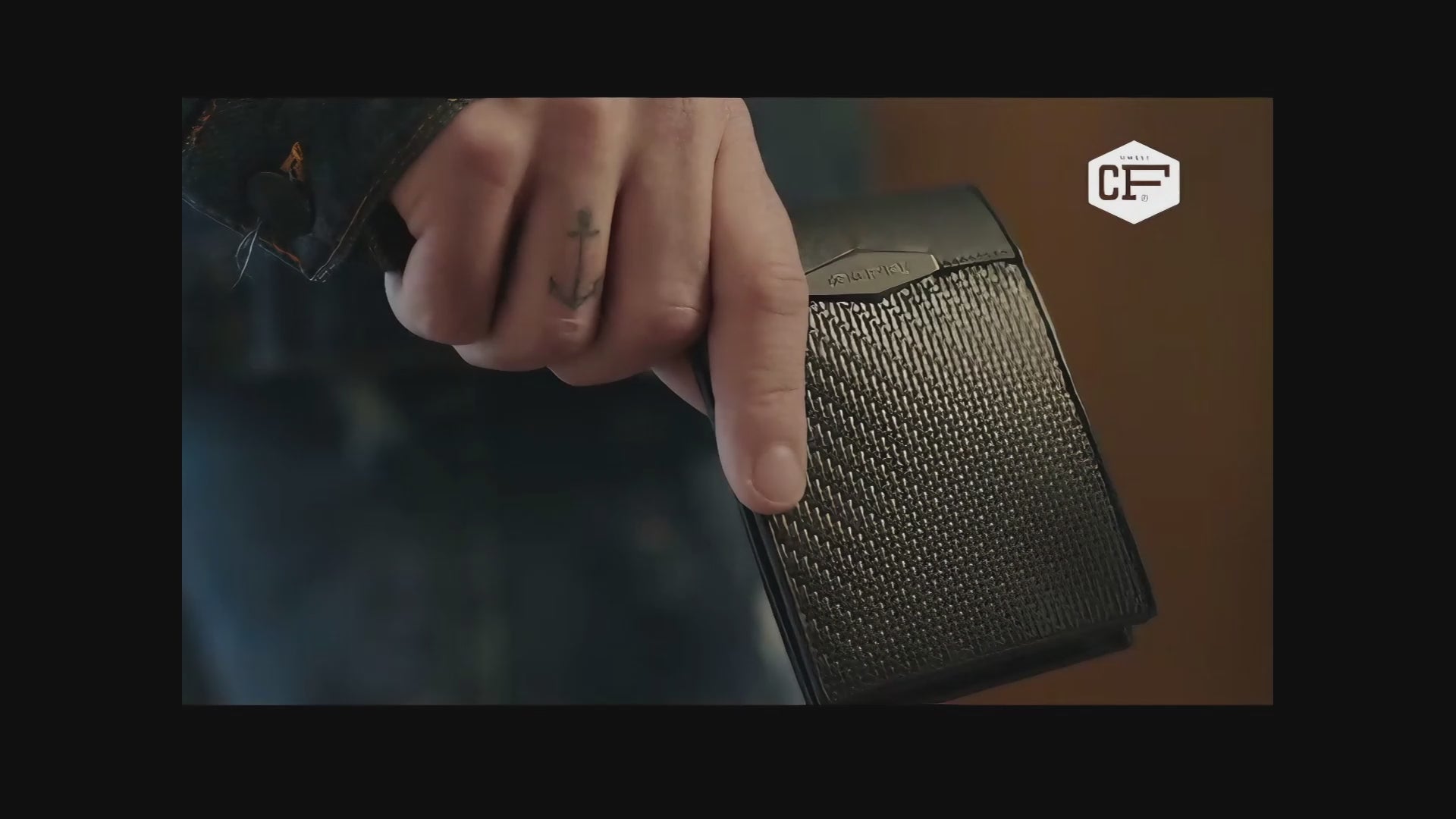 Carica il video: gt rebel carbon fiber collection