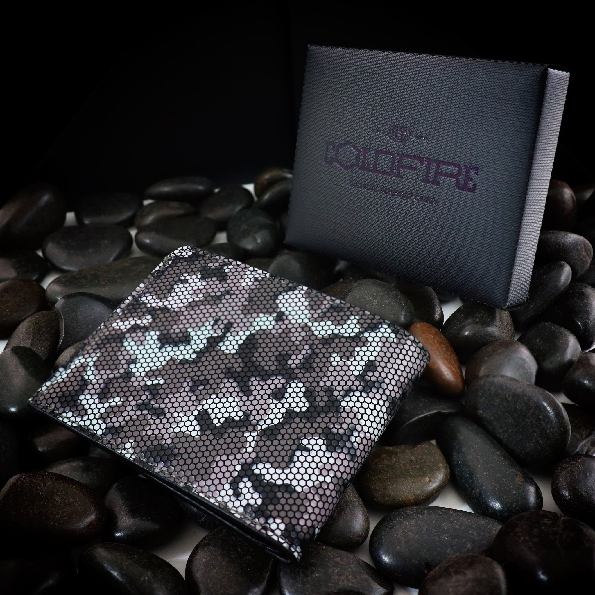 Unisex Wallet 6cc - Camo - Nero | COLDFIRE - lifestyle